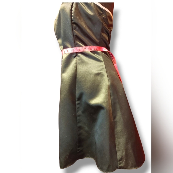 Black and white tuxedo style dress - Picture 7 of 10